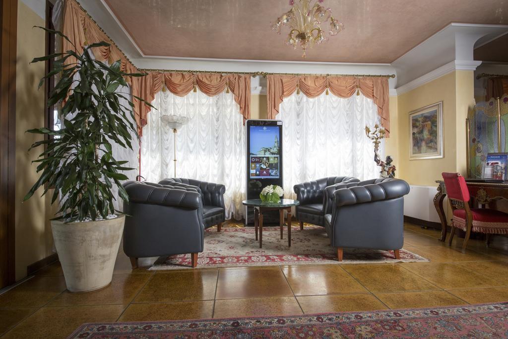 Hotel Spessotto Portogruaro Exteriör bild