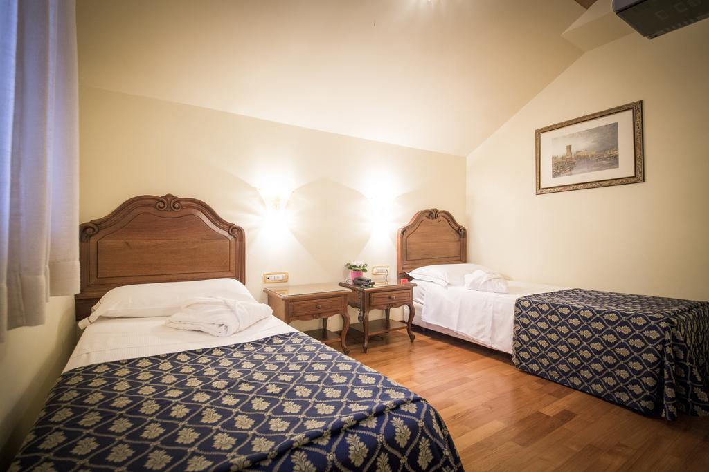 Hotel Spessotto Portogruaro Exteriör bild