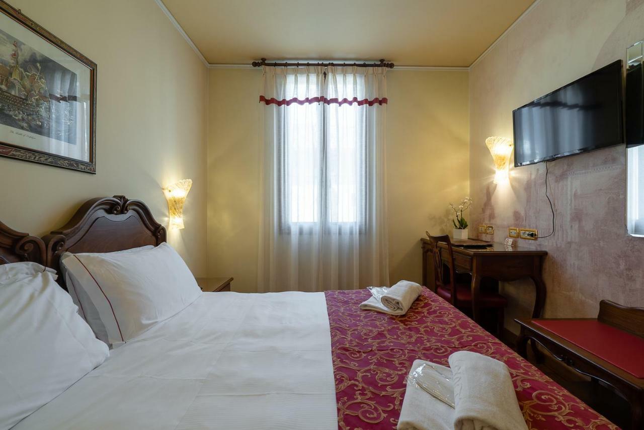 Hotel Spessotto Portogruaro Exteriör bild